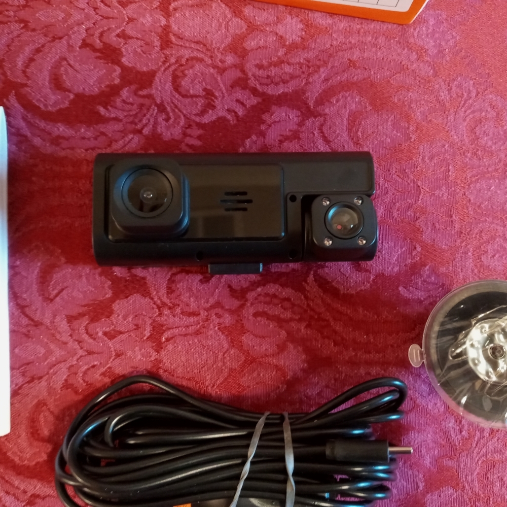 Black Dash Cam - Picture 7 of 8